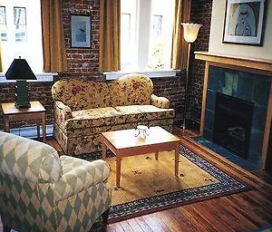 Hotel Vacation Internationale Royal Suites, Victoria