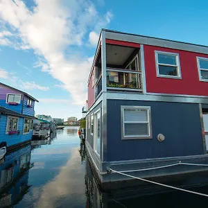Bed & Breakfast A Float In Fisherman's Wharf, Victoria
